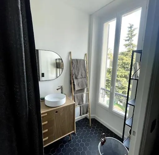 Superbe 2 Pièces Lumineux - Gare Appartement
